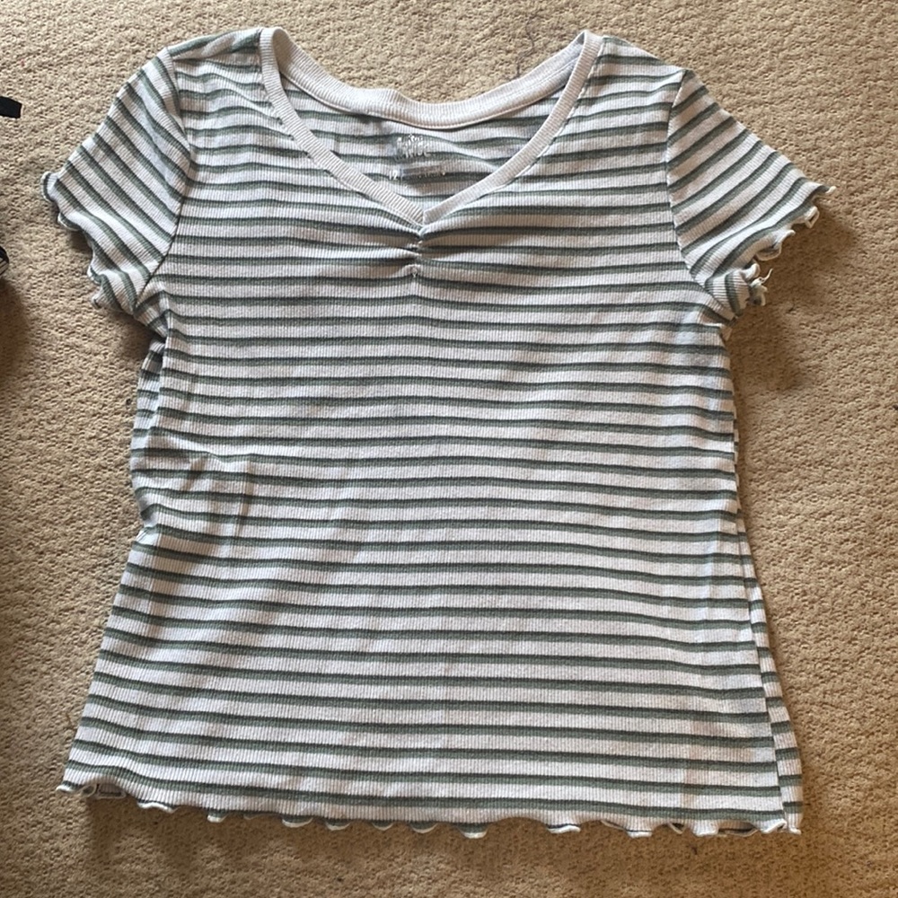 Very cute size 12 in younger girls.